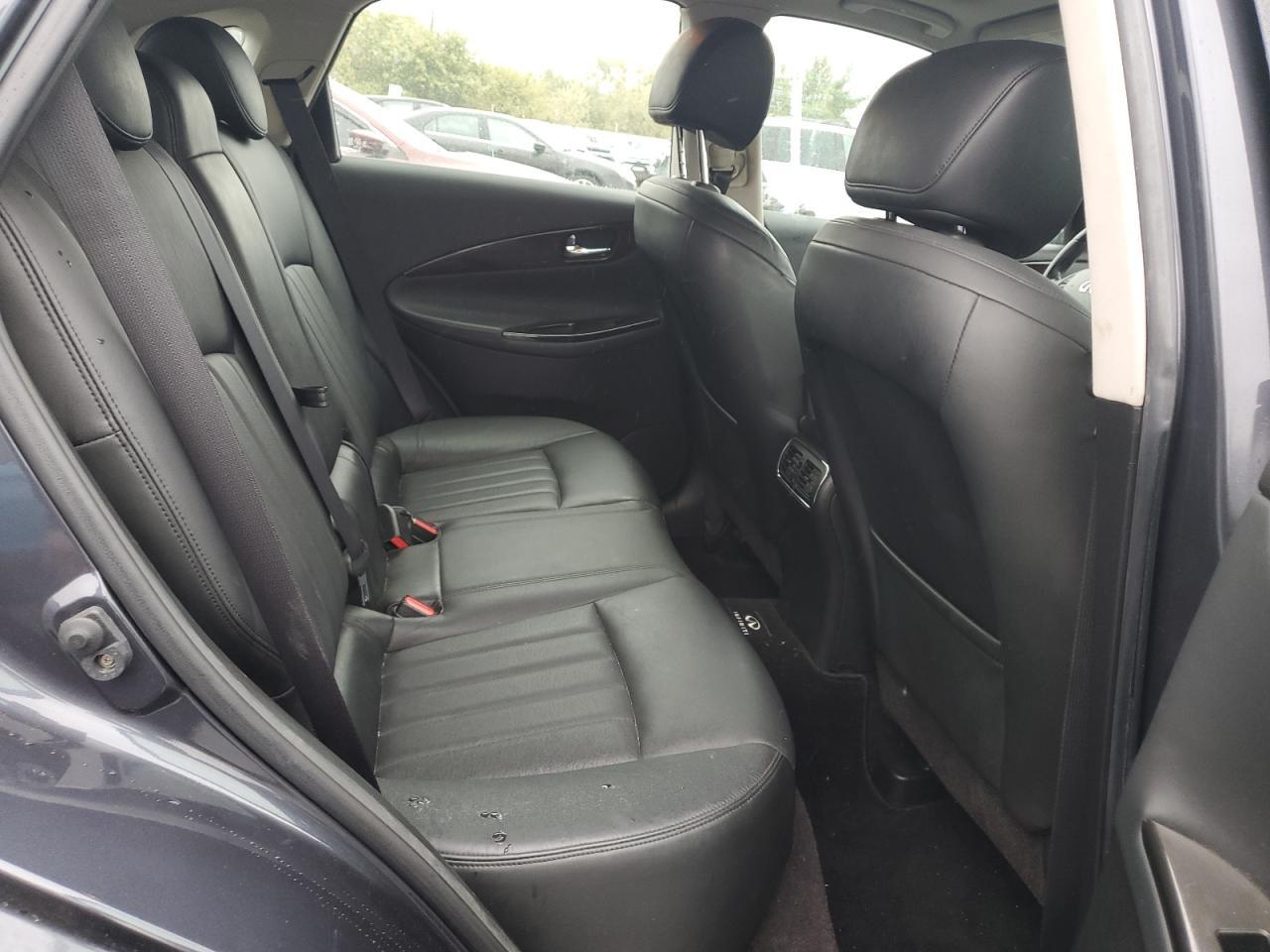 2010 INFINITI EX35