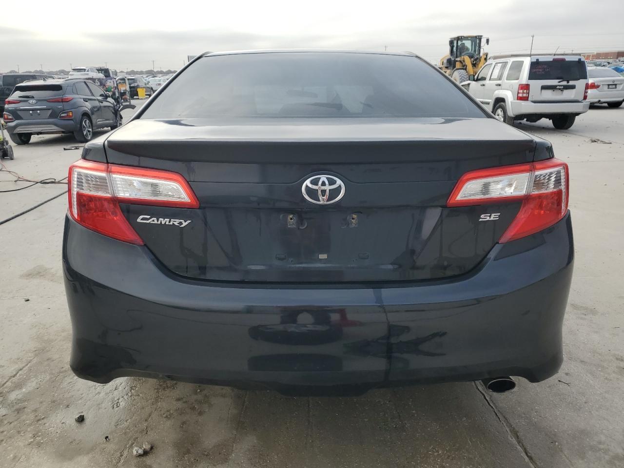 2013 TOYOTA CAMRY