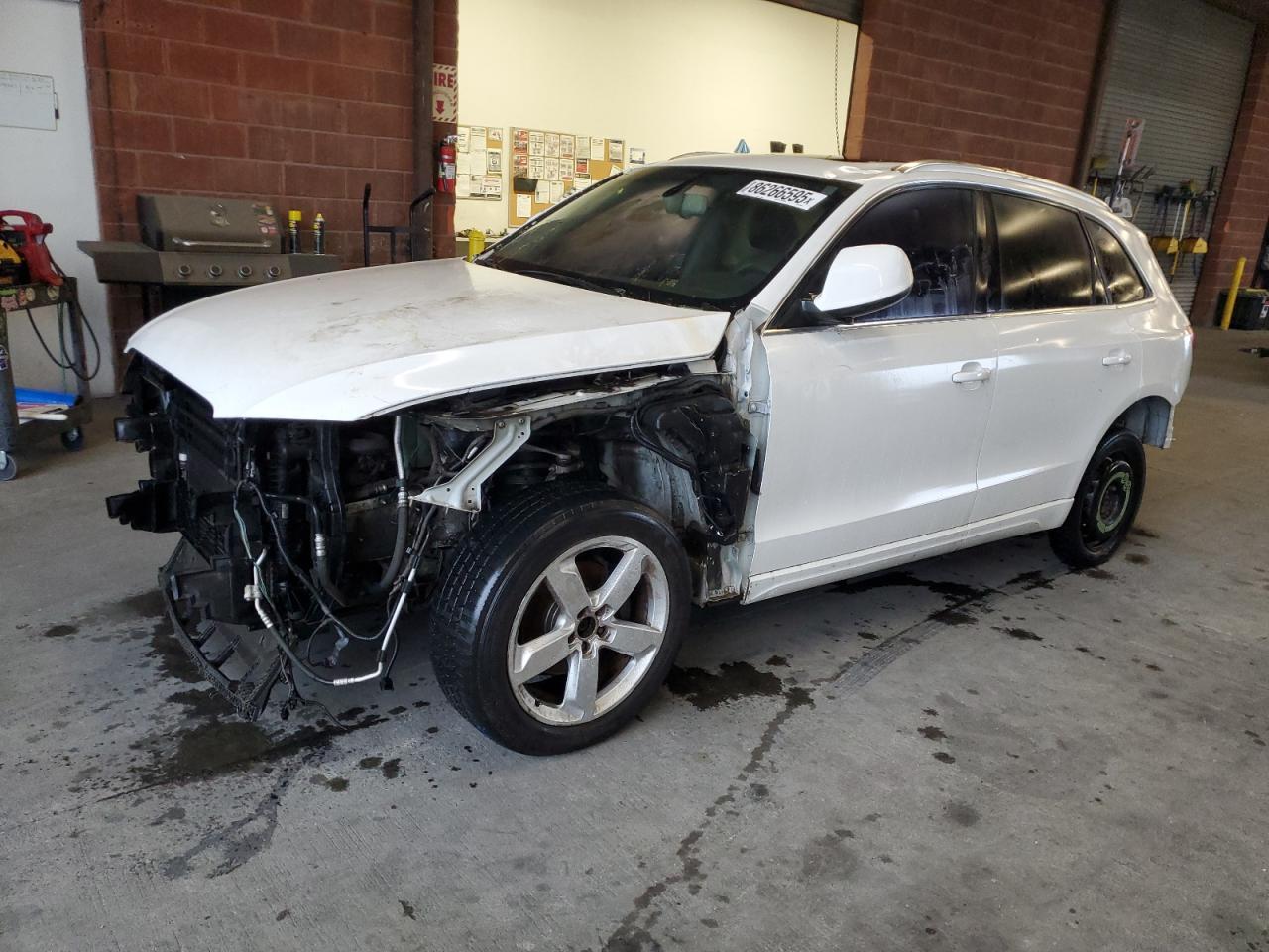 2009 AUDI Q5