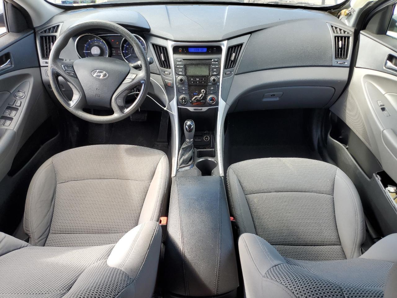 2012 HYUNDAI SONATA