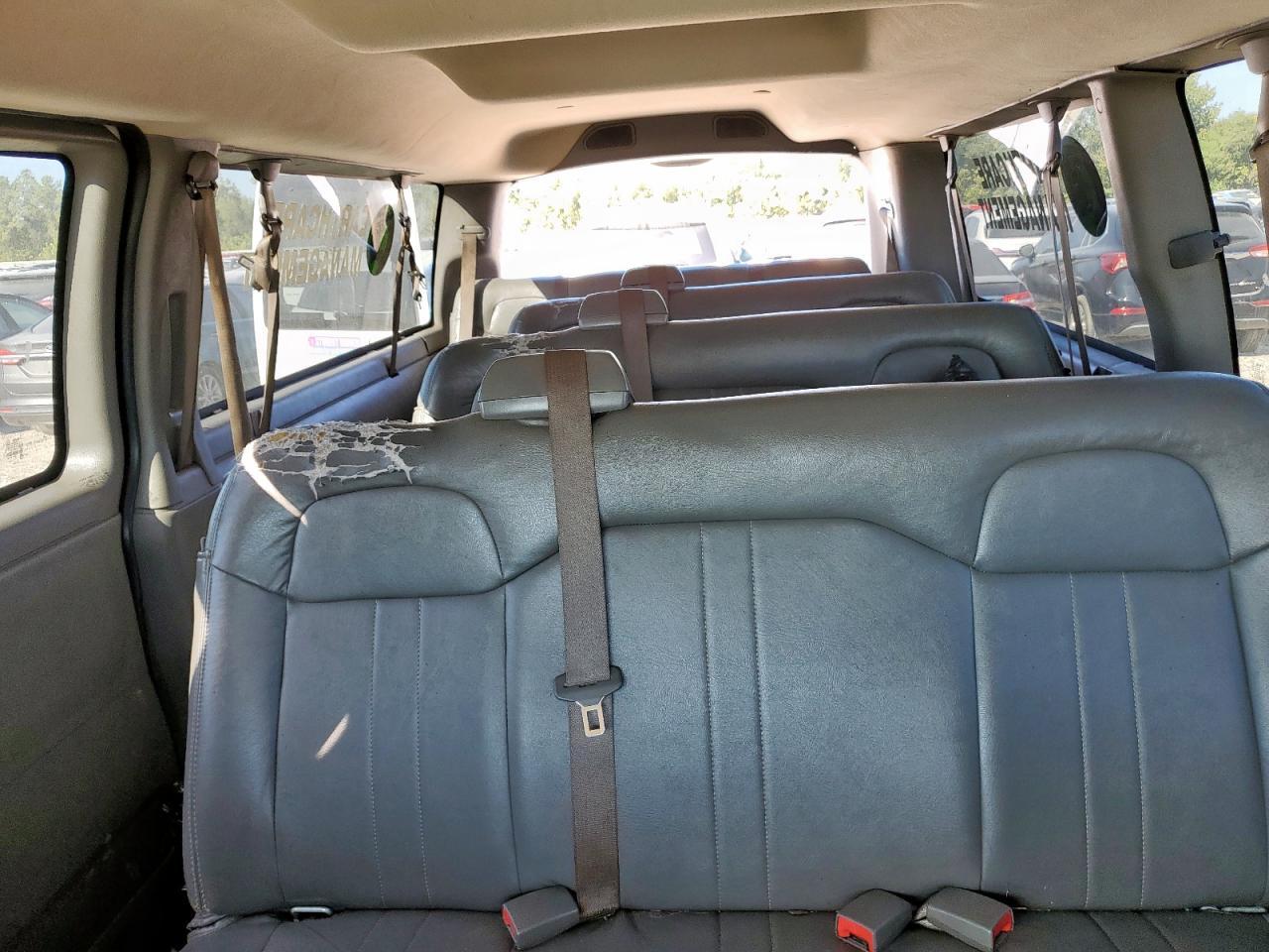 2018 CHEVROLET Express 3500