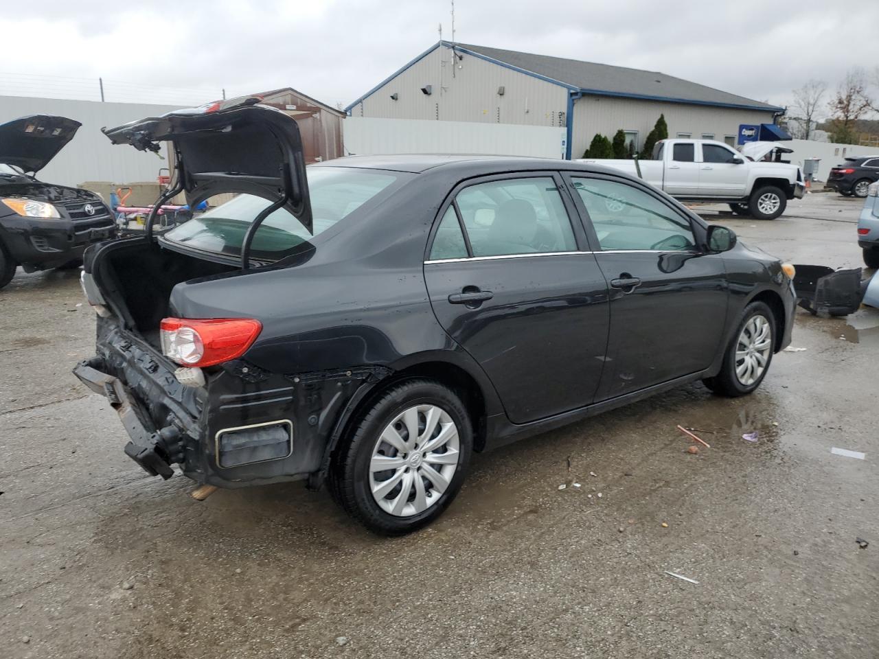 2013 TOYOTA COROLLA