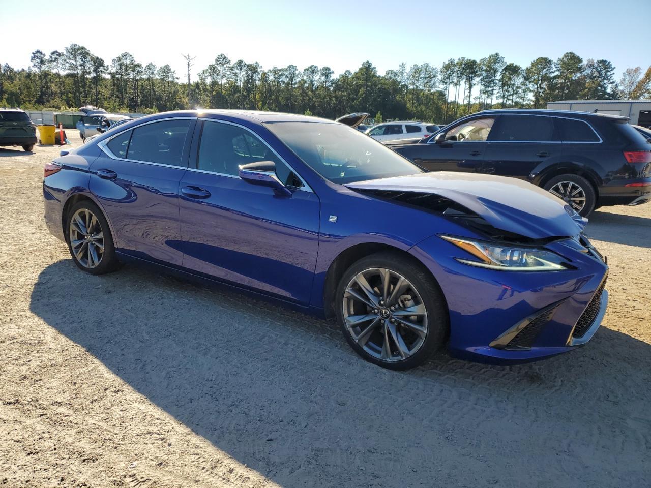2021 LEXUS Es