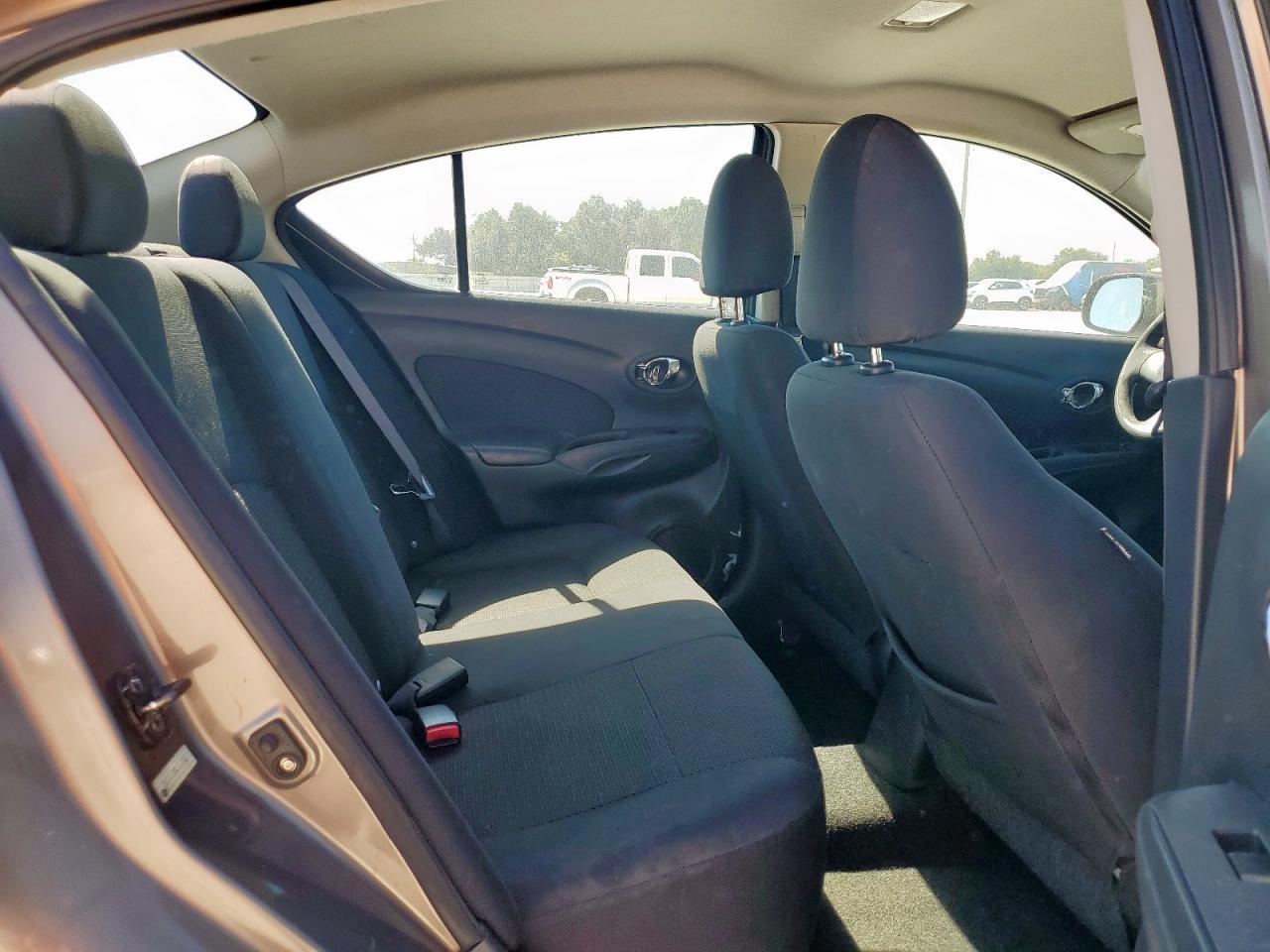 2013 NISSAN VERSA