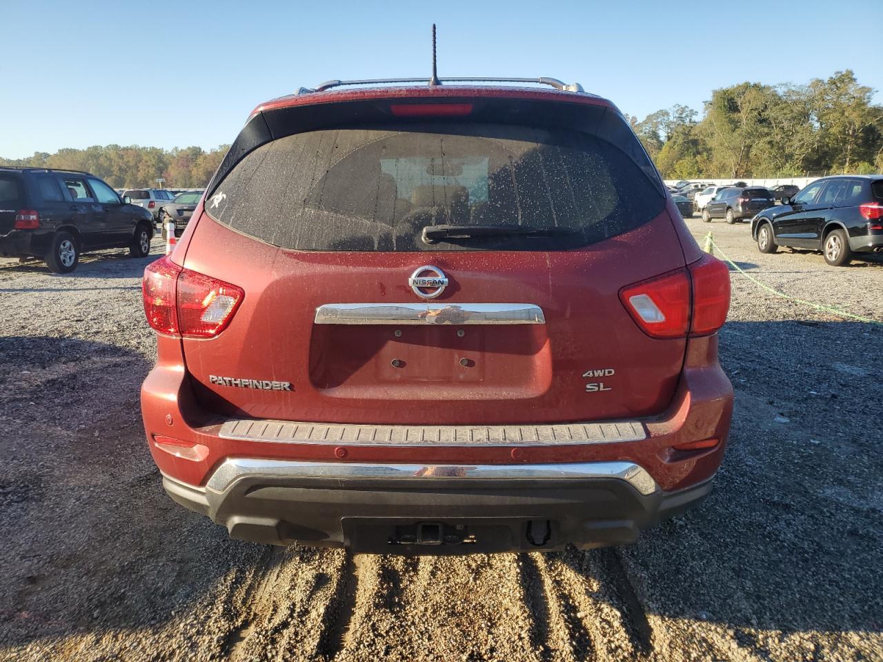 2017 NISSAN PATHFINDER