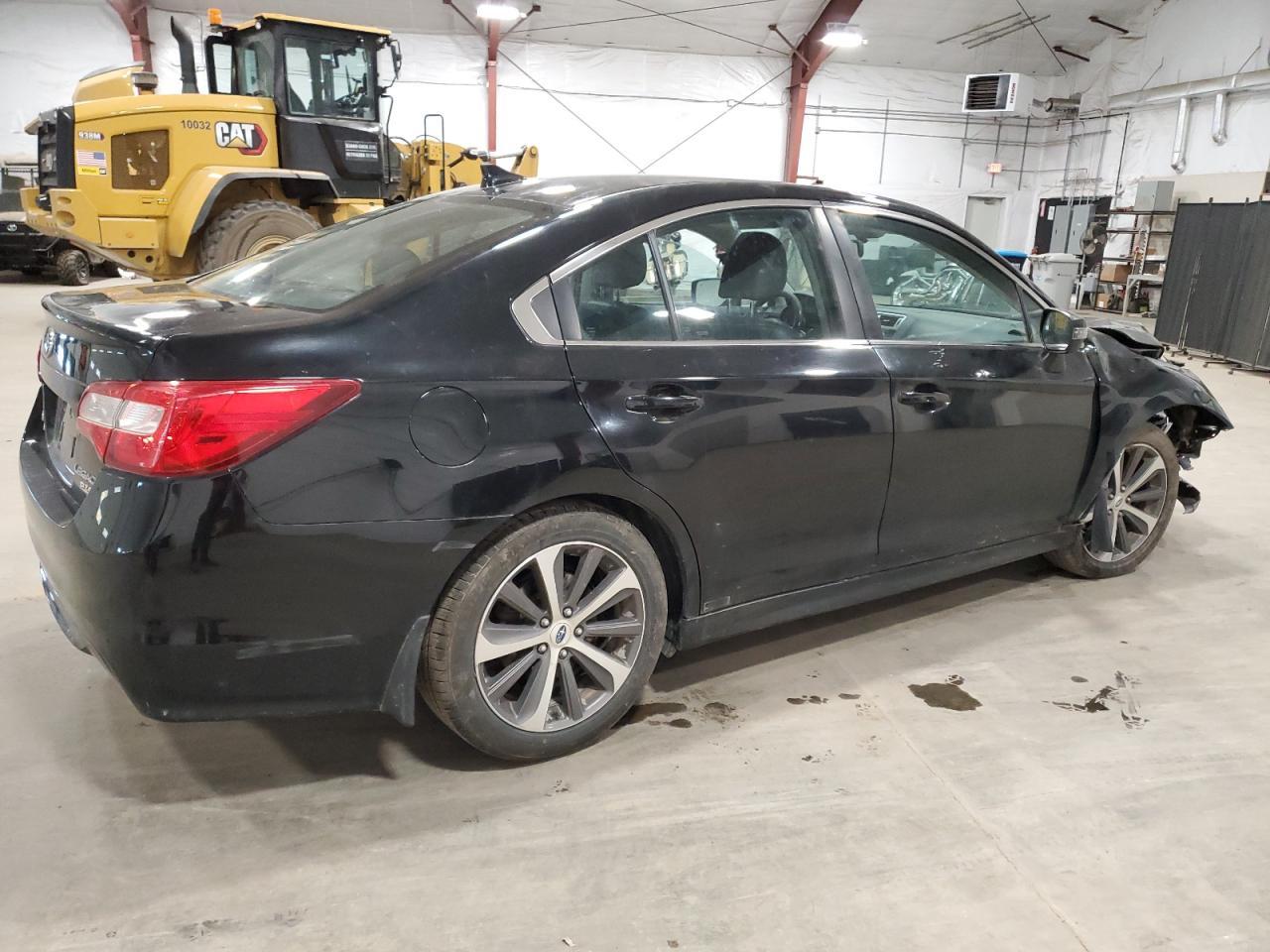 2016 SUBARU Legacy