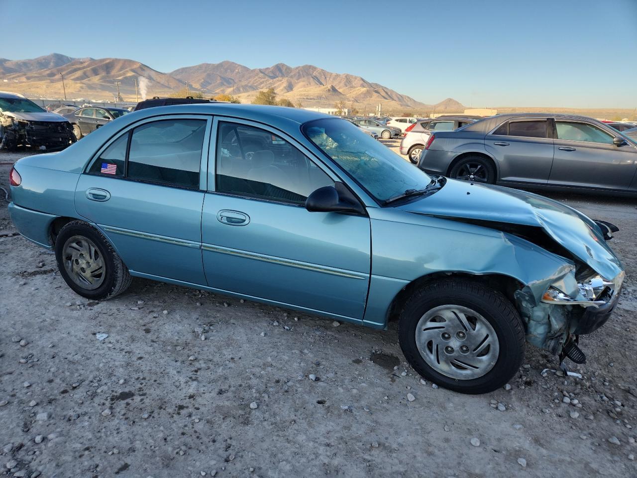 1999 FORD Escort