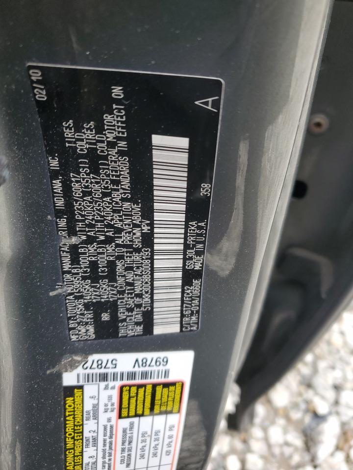 2011 TOYOTA SIENNA