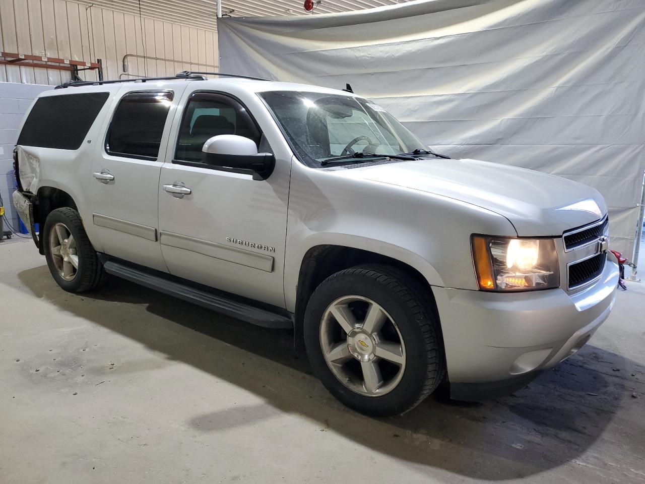 2010 CHEVROLET Suburban