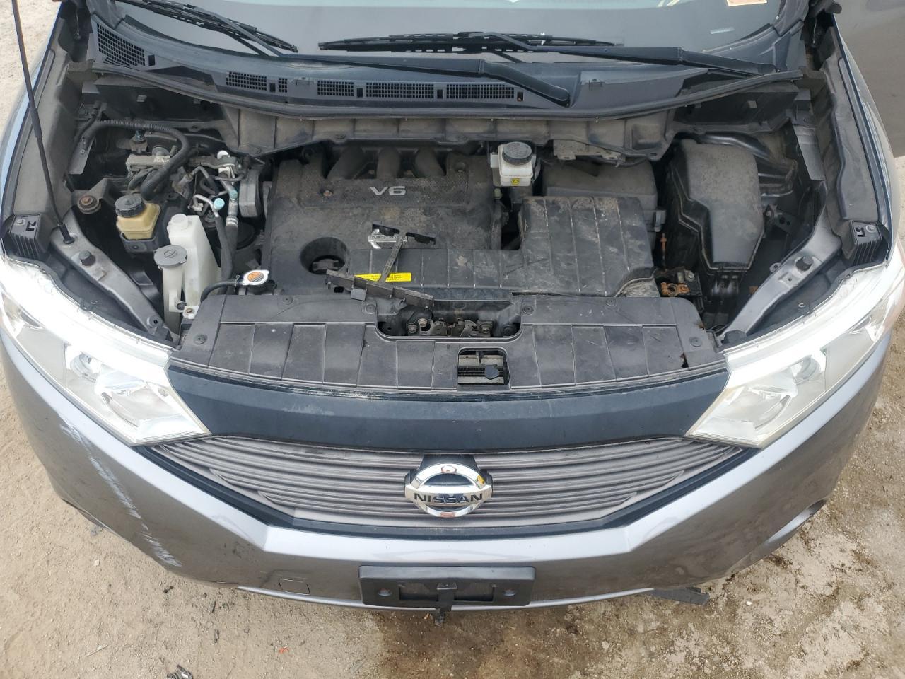 2016 NISSAN Quest
