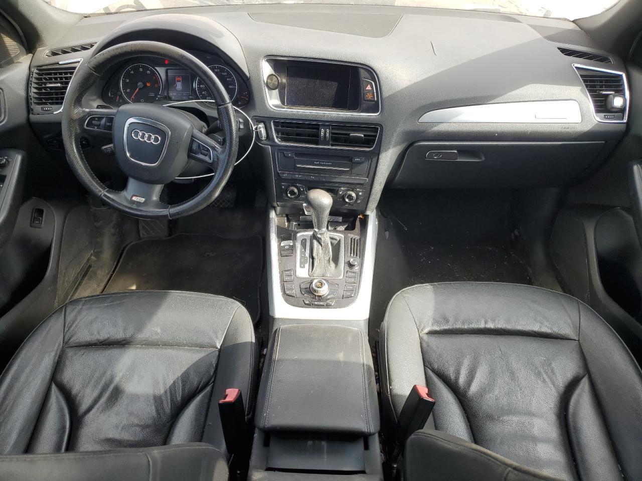 2010 AUDI Q5