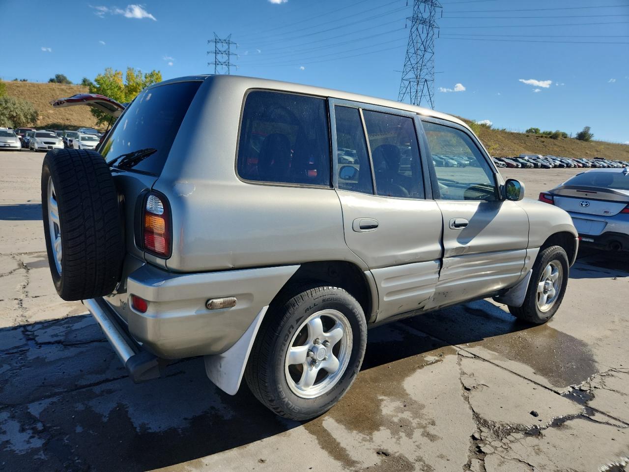 1999 TOYOTA RAV4