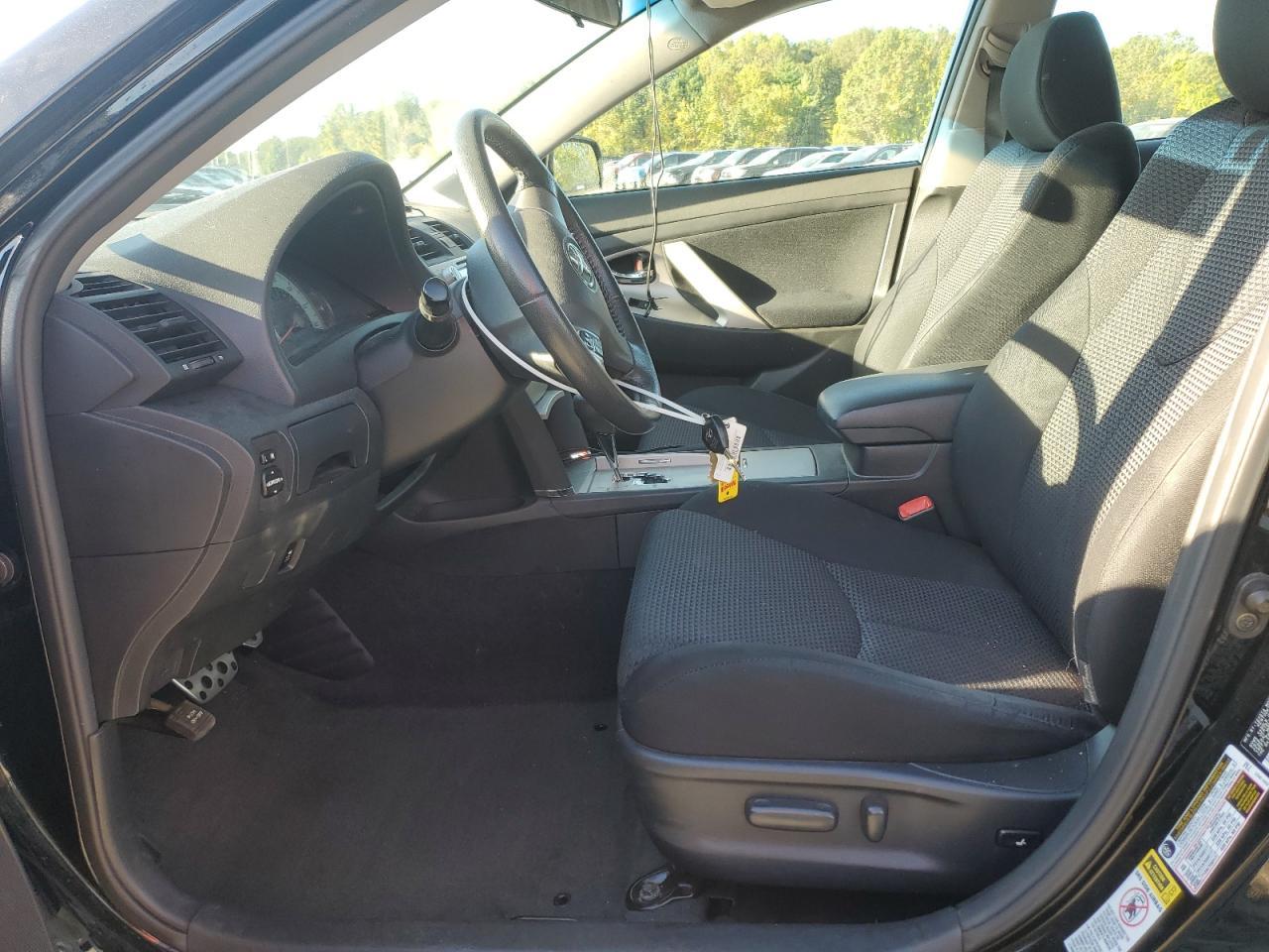 2010 TOYOTA CAMRY