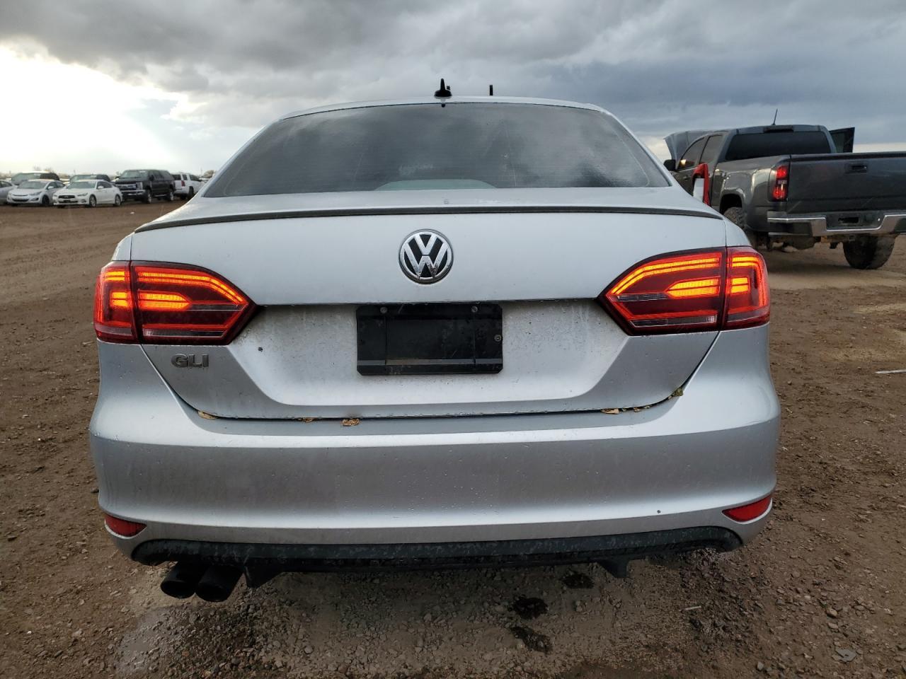 2014 VOLKSWAGEN JETTA