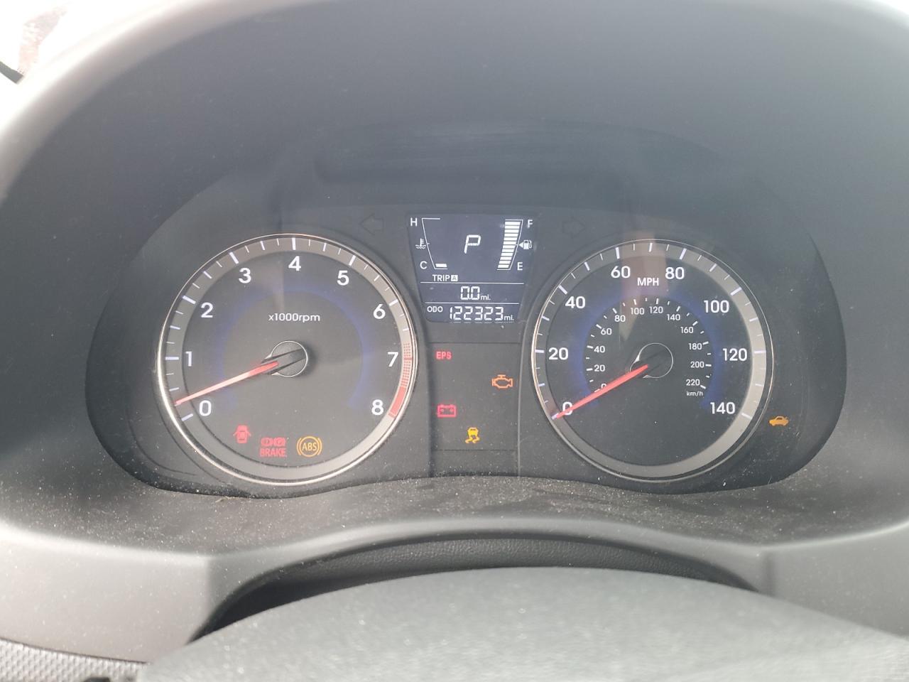 2012 HYUNDAI ACCENT