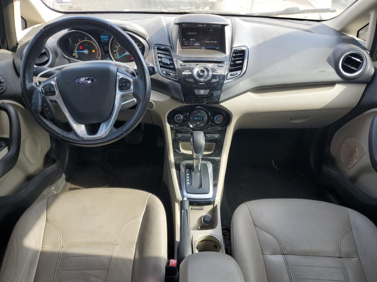 2014 FORD Fiesta