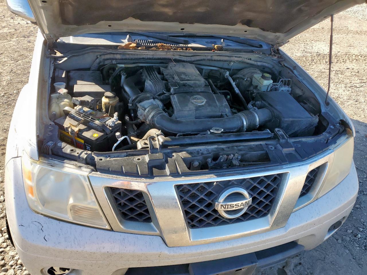 2015 NISSAN Frontier