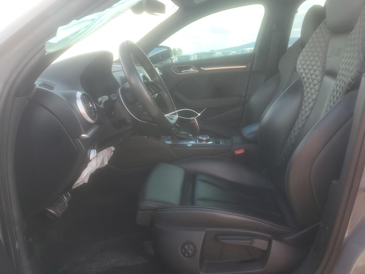 2019 AUDI RS3