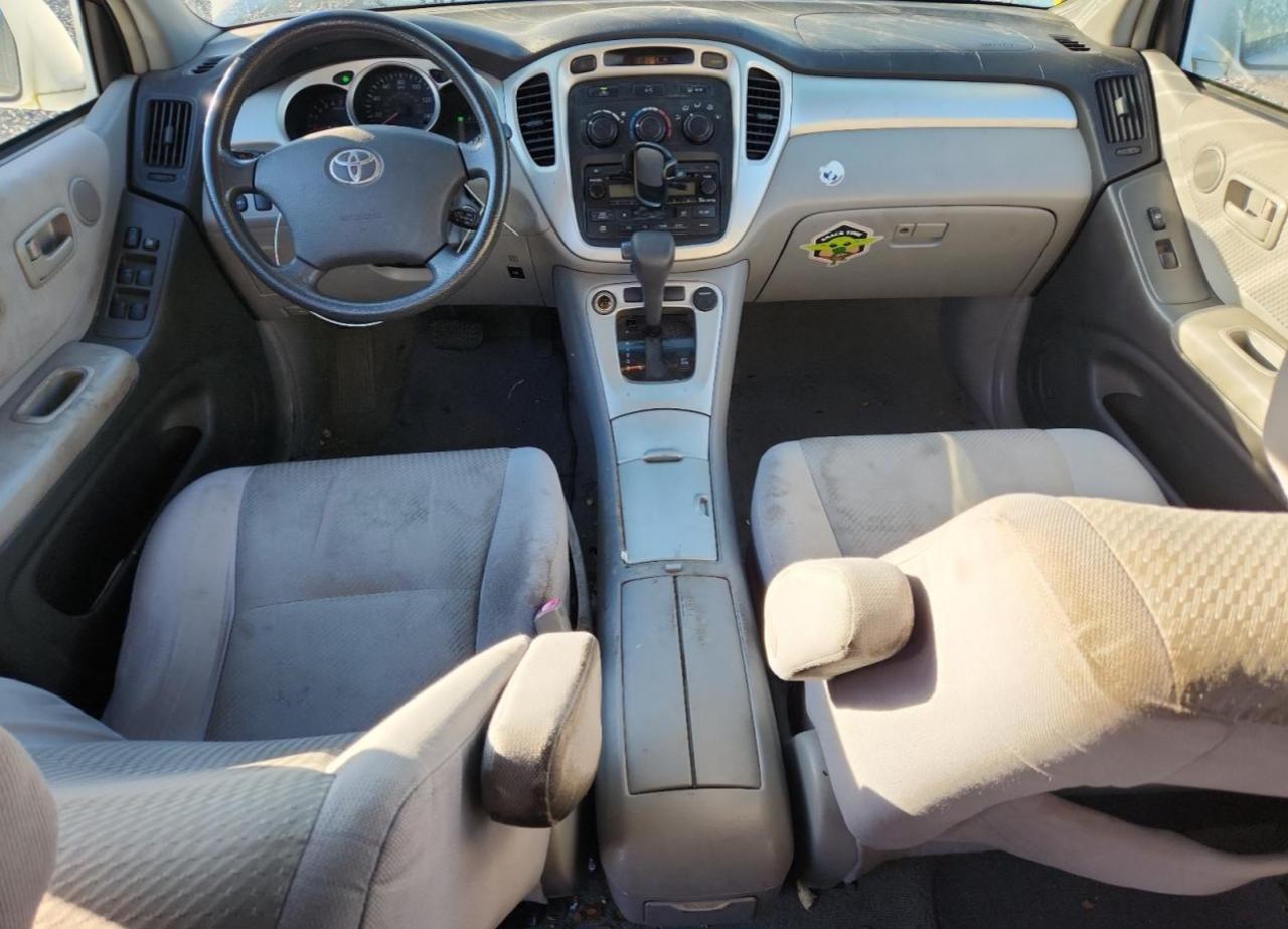 2005 TOYOTA HIGHLANDER