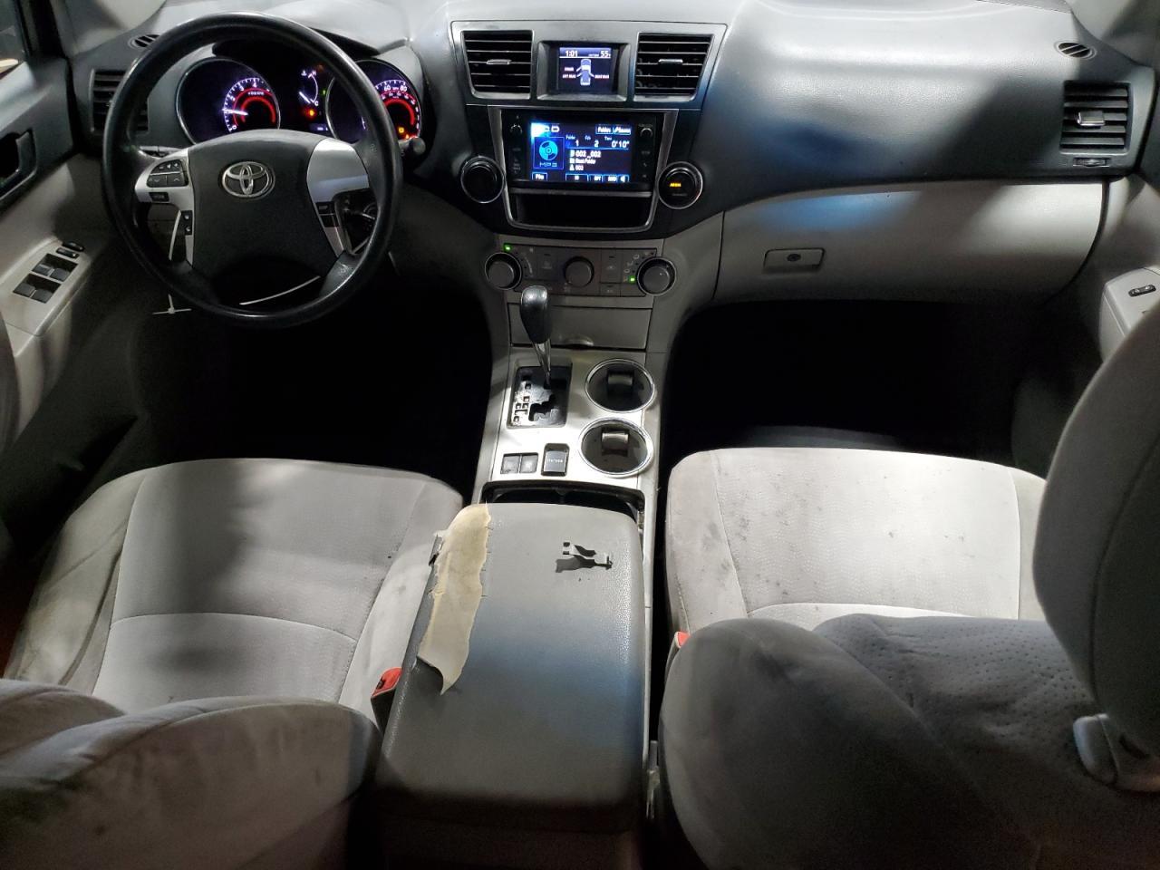 2013 TOYOTA HIGHLANDER