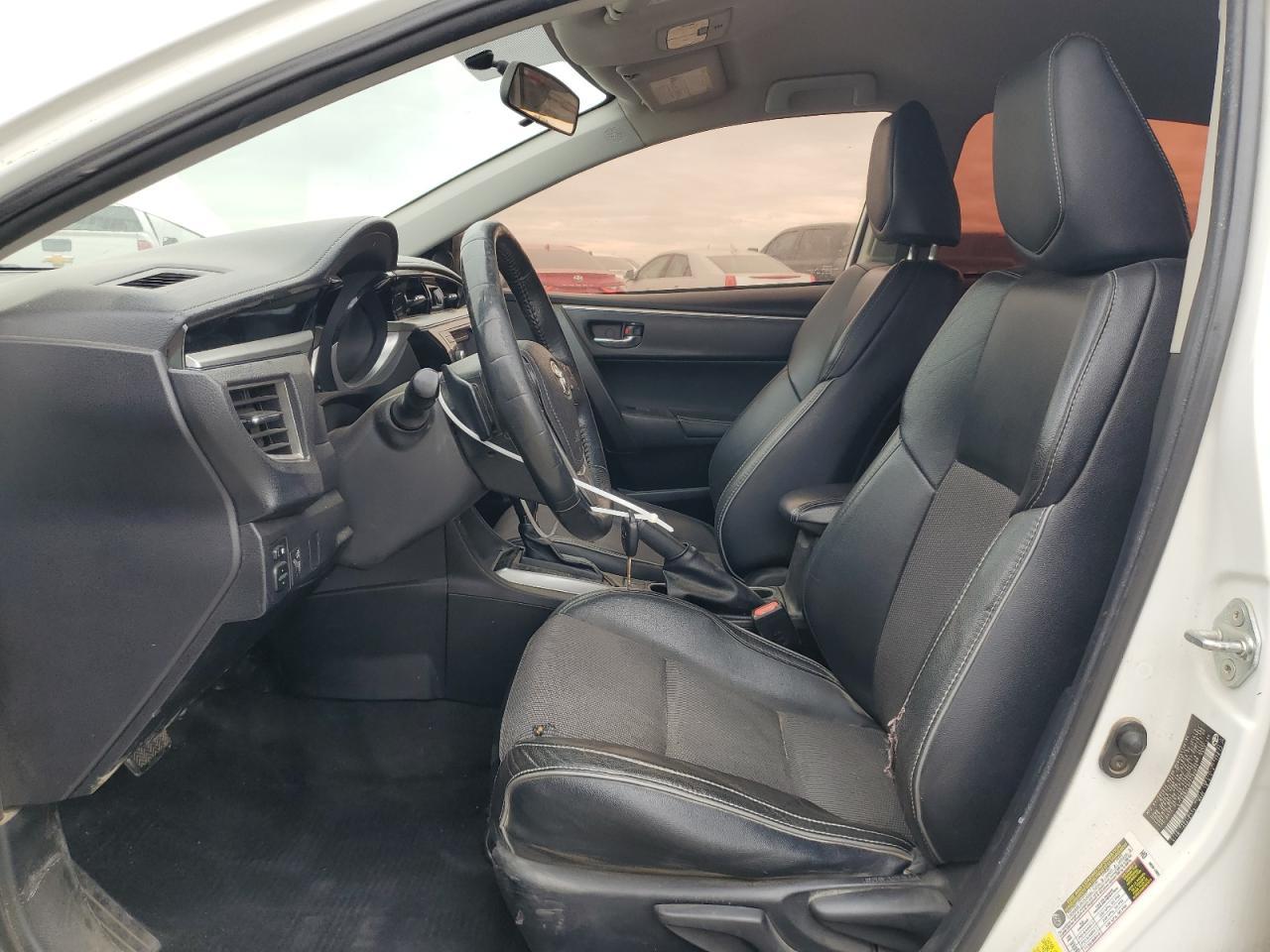 2015 TOYOTA COROLLA