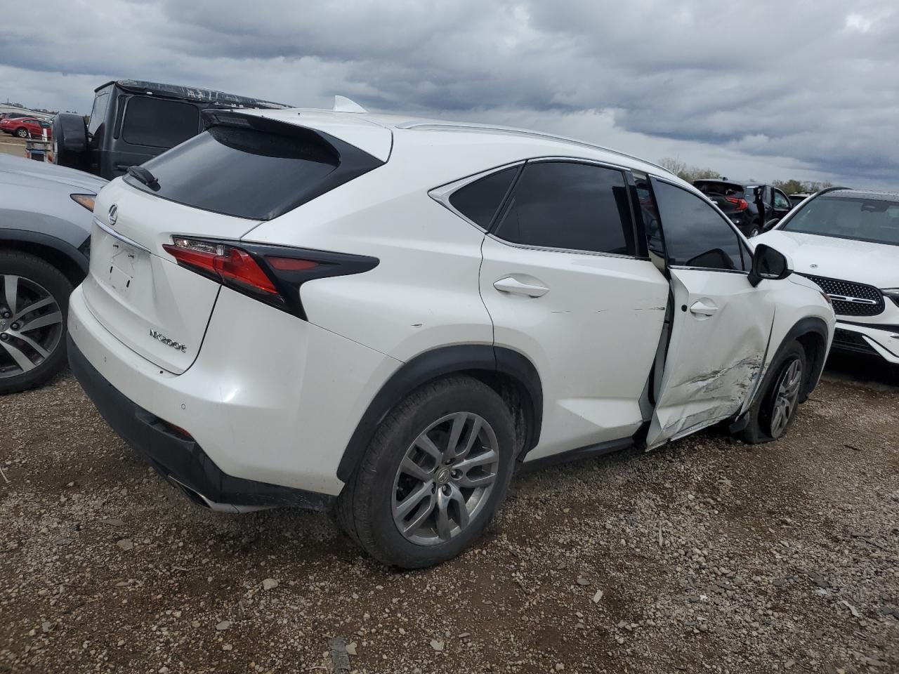 2015 LEXUS NX 200T