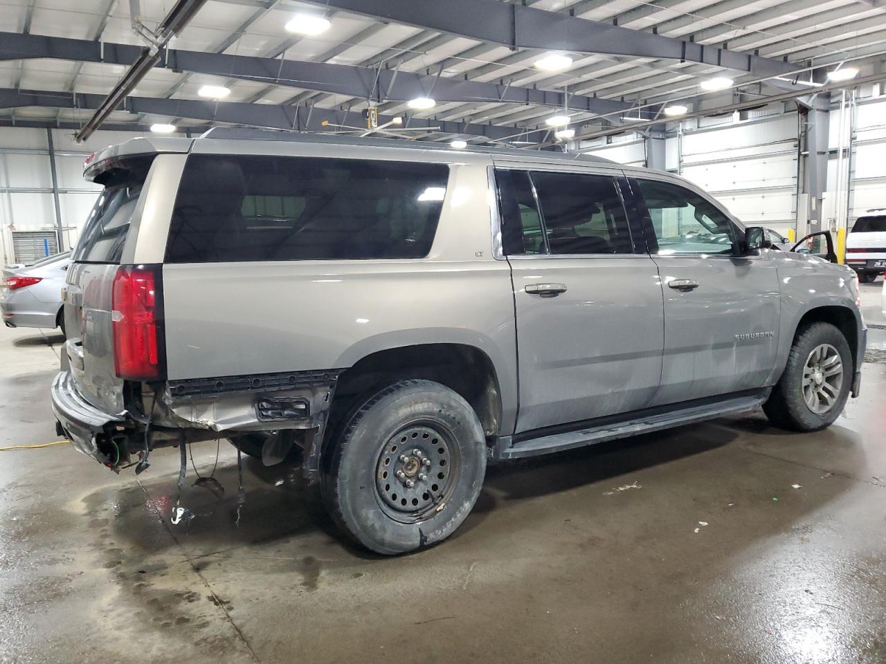 2018 CHEVROLET Suburban