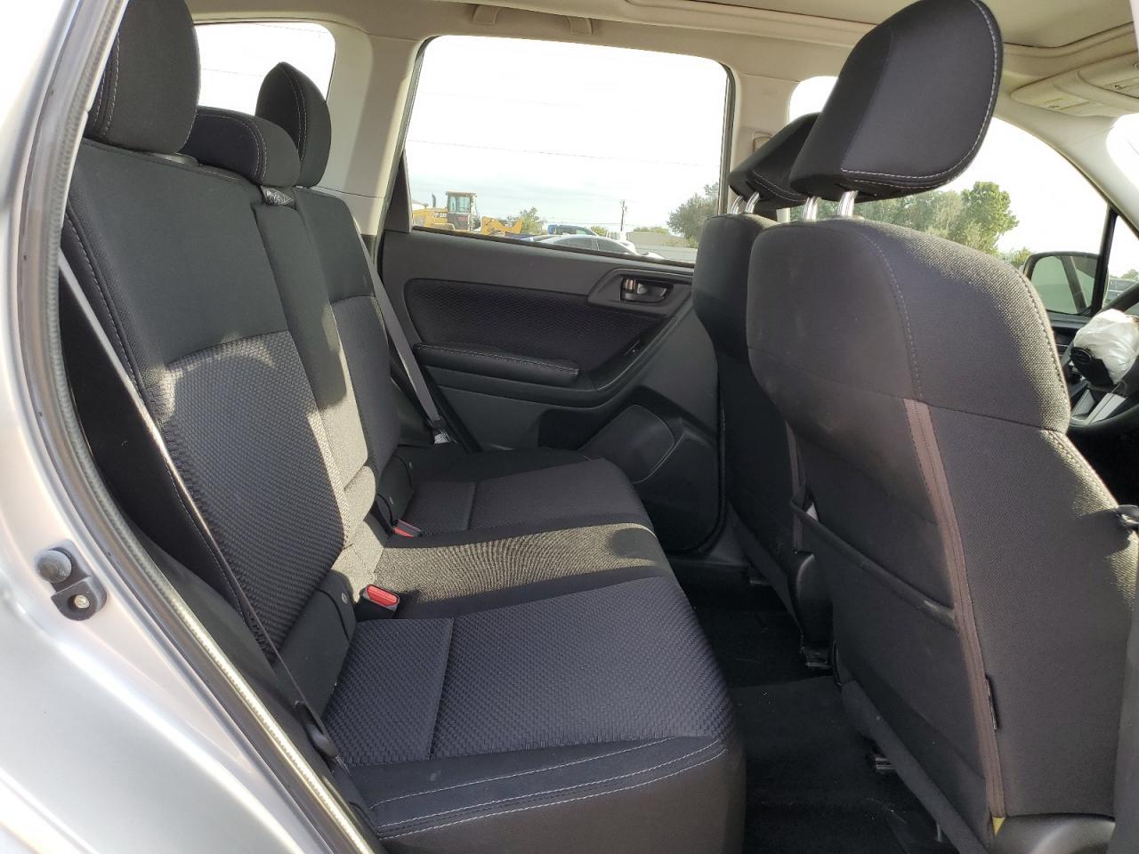 2018 SUBARU FORESTER