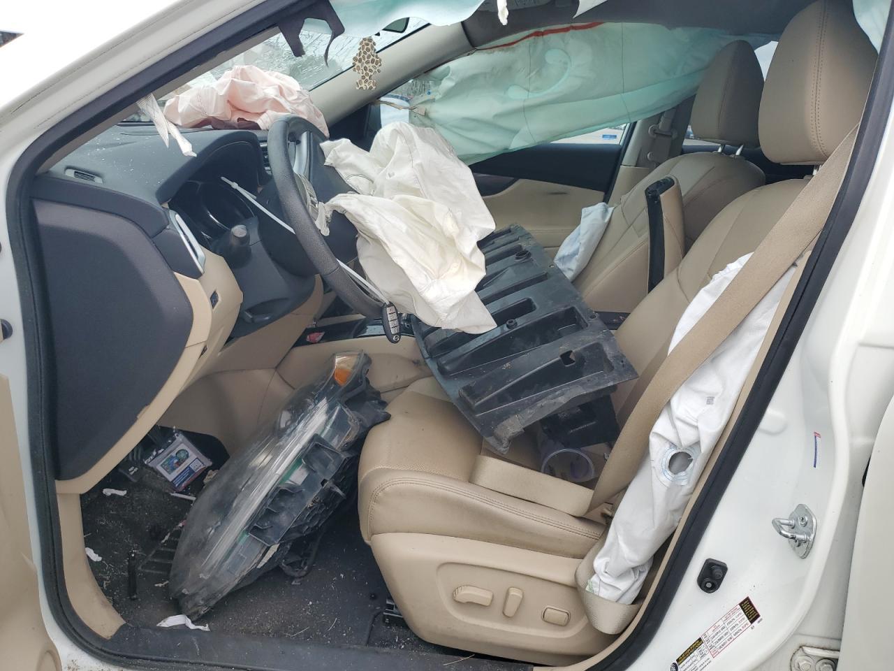 2016 NISSAN ROGUE