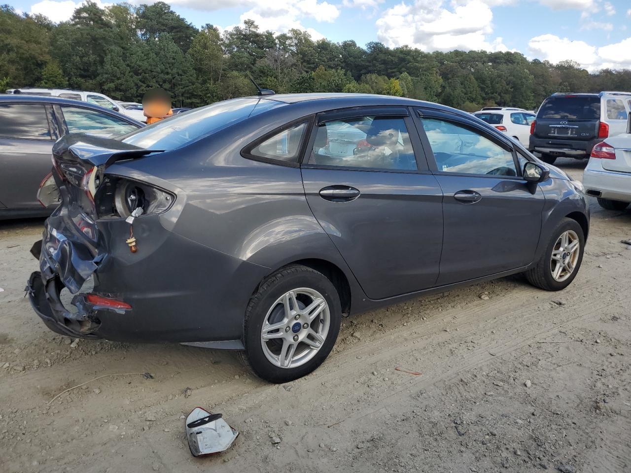 2018 FORD Fiesta