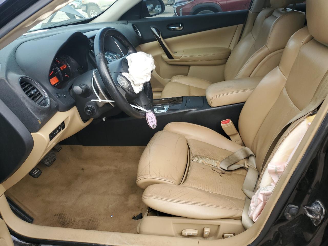 2010 NISSAN Maxima