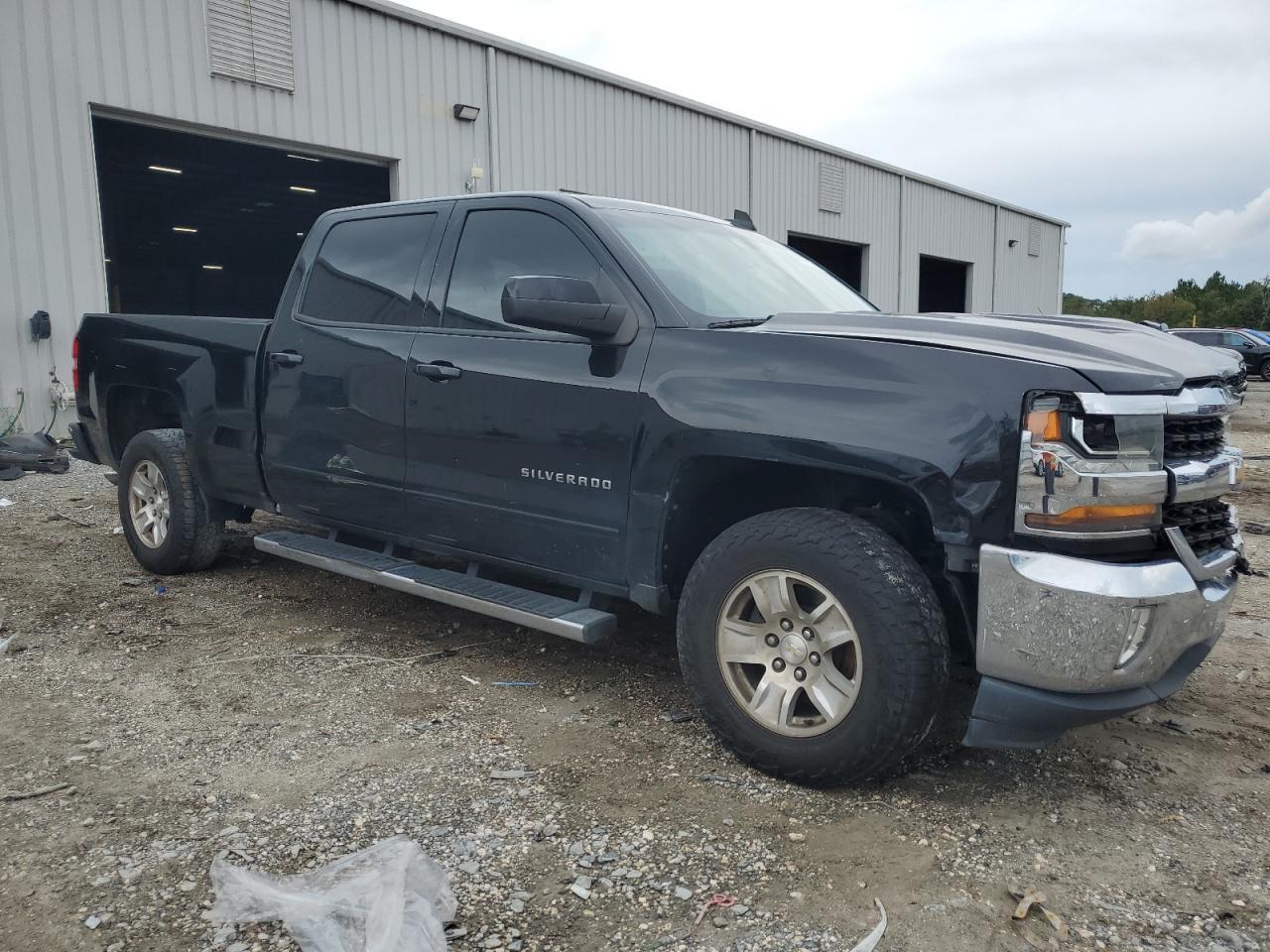 2017 CHEVROLET Silverado