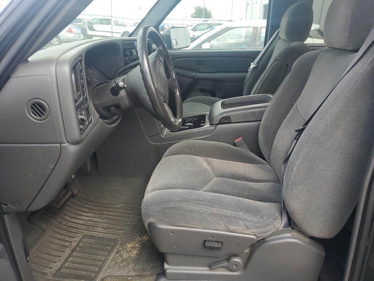 2004 CHEVROLET Silverado