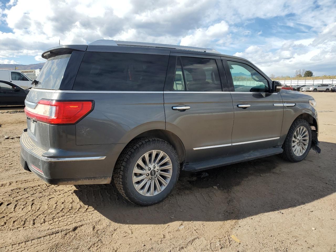 2018 LINCOLN Navigator