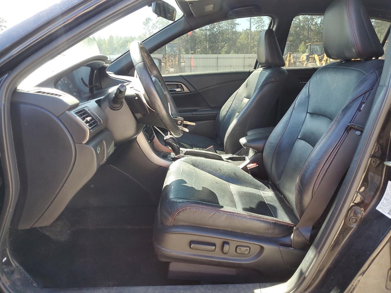 2017 HONDA ACCORD