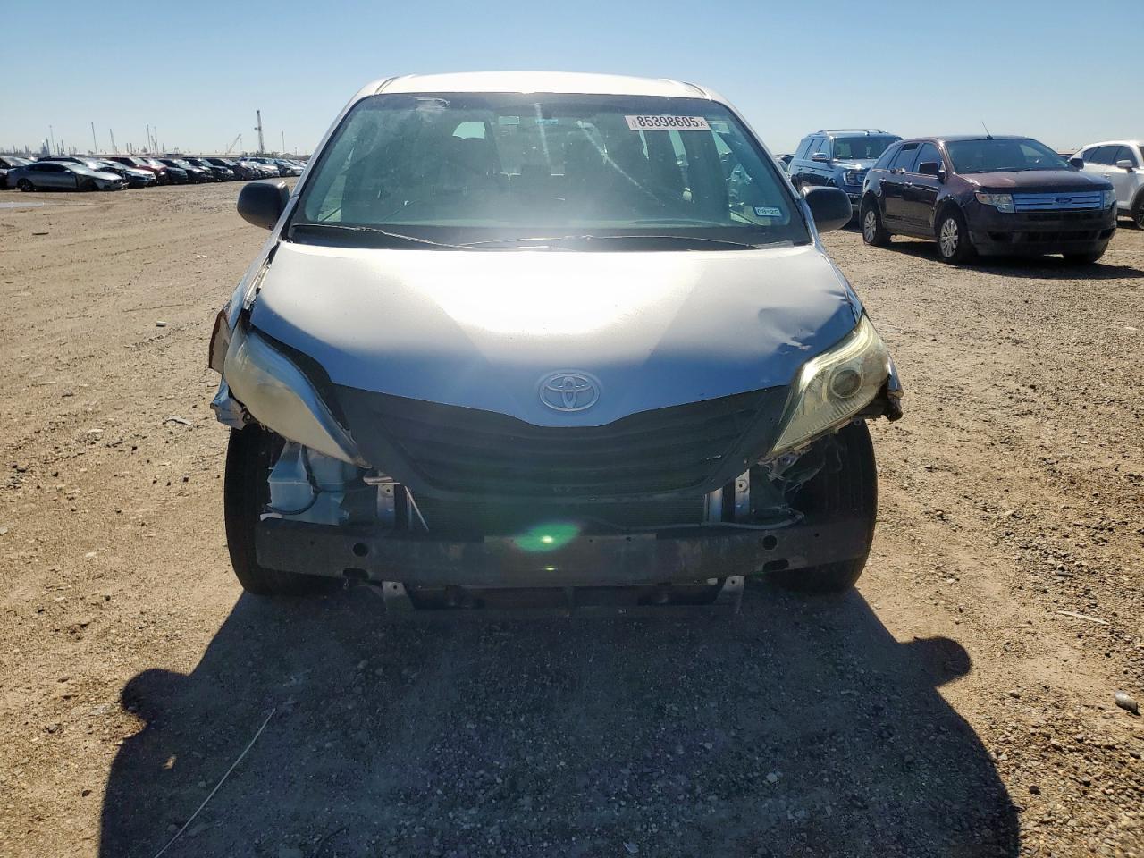2013 TOYOTA SIENNA