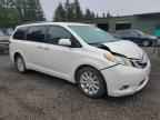 2011 TOYOTA SIENNA