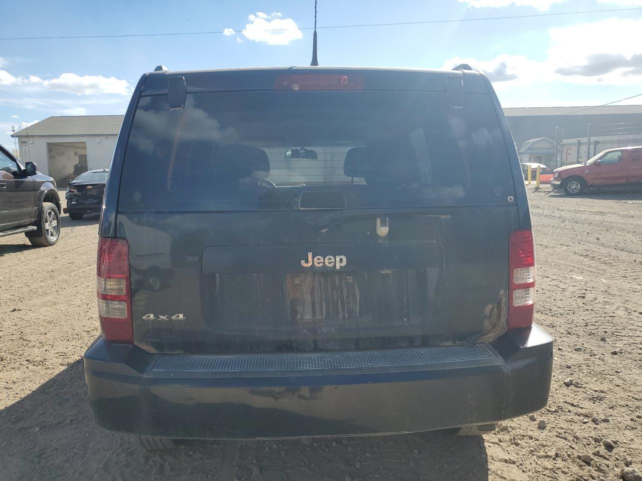 2011 JEEP Liberty