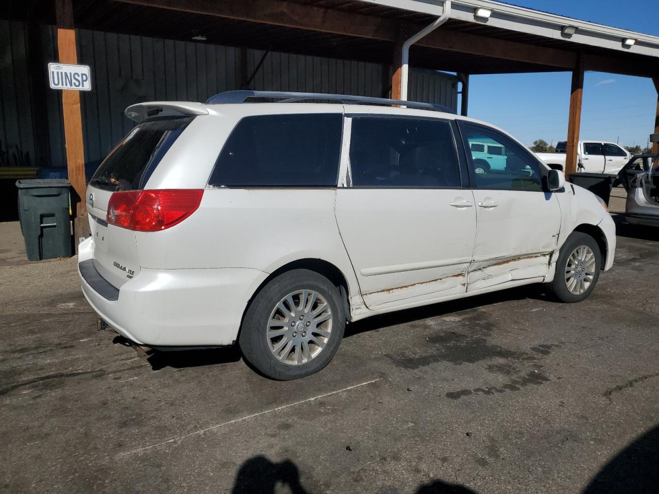 2008 TOYOTA SIENNA