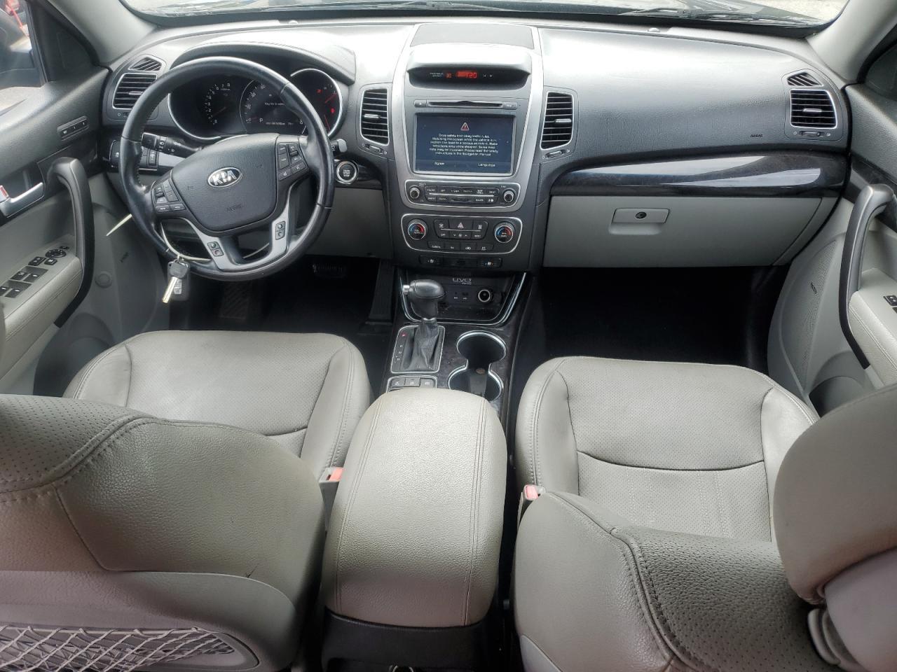 2014 KIA SORENTO