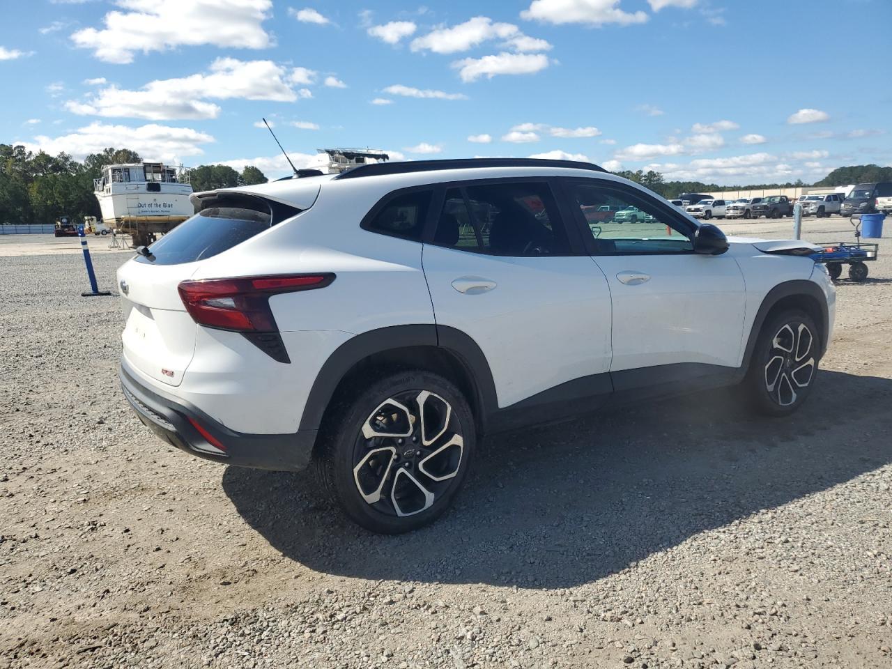 2025 CHEVROLET TRAX