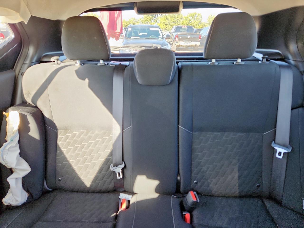 2022 NISSAN KICKS