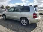 2004 TOYOTA HIGHLANDER