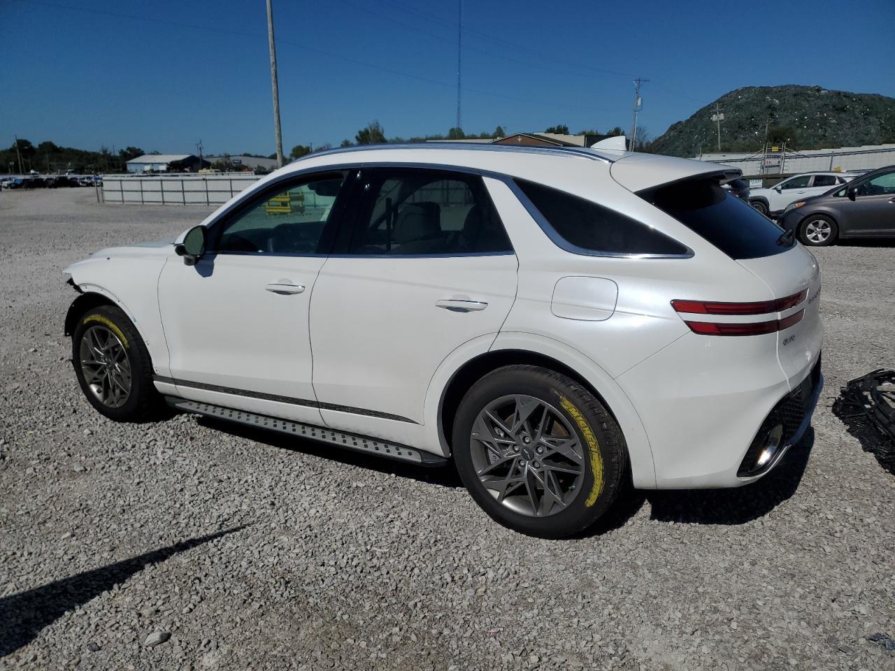 2025 GENESIS GV70