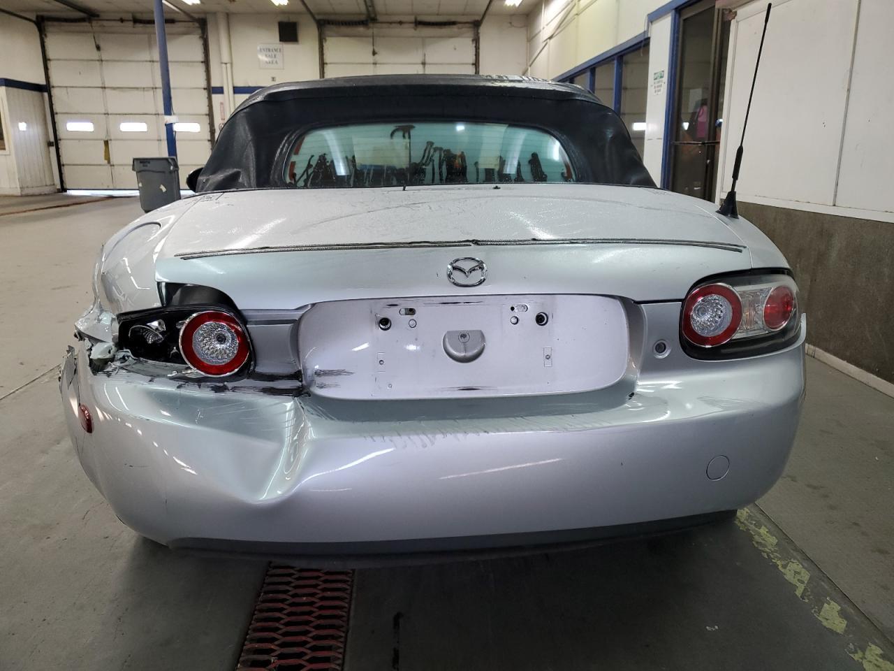 2006 MAZDA MX-5 Miata
