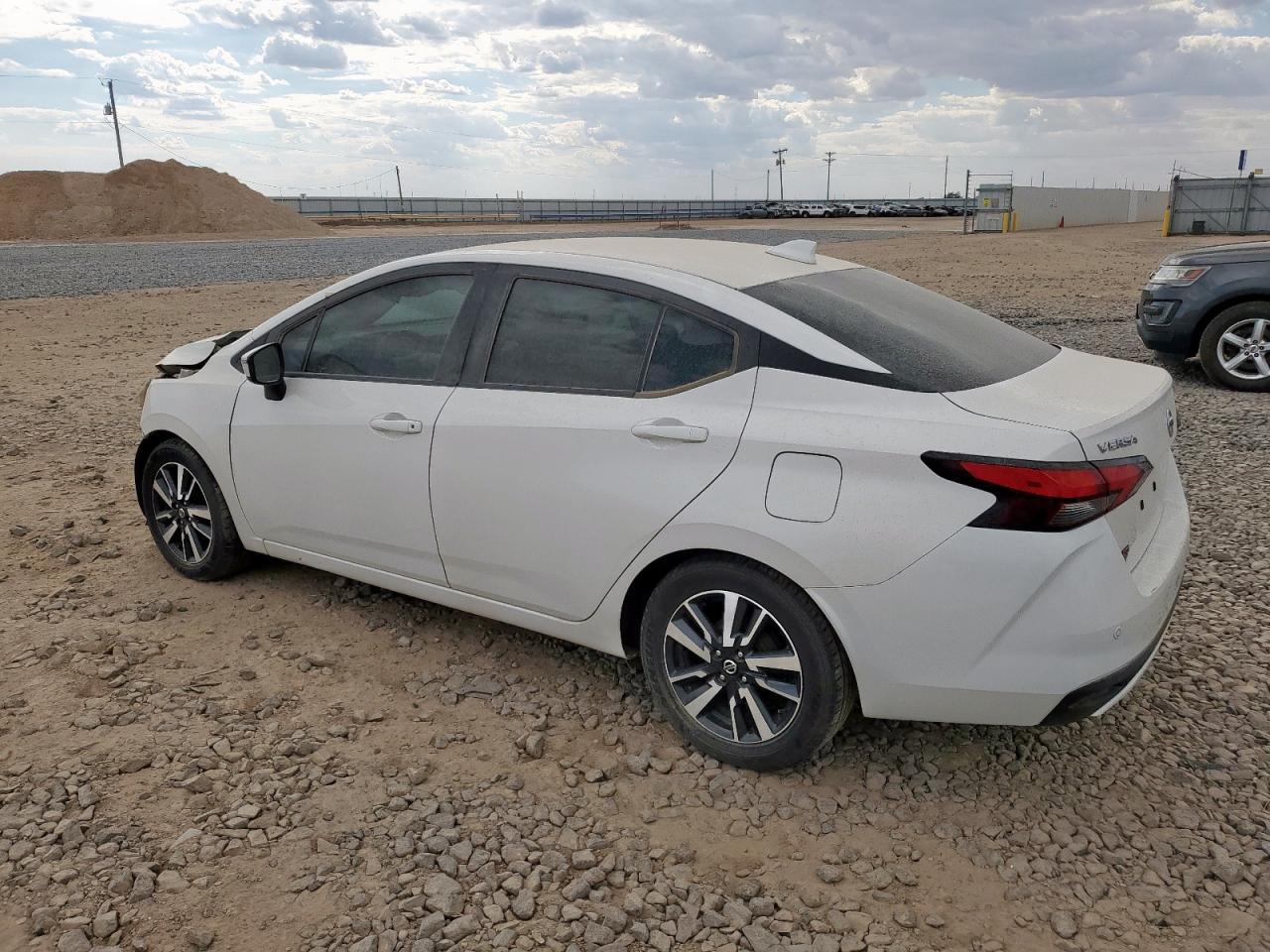 2021 NISSAN VERSA
