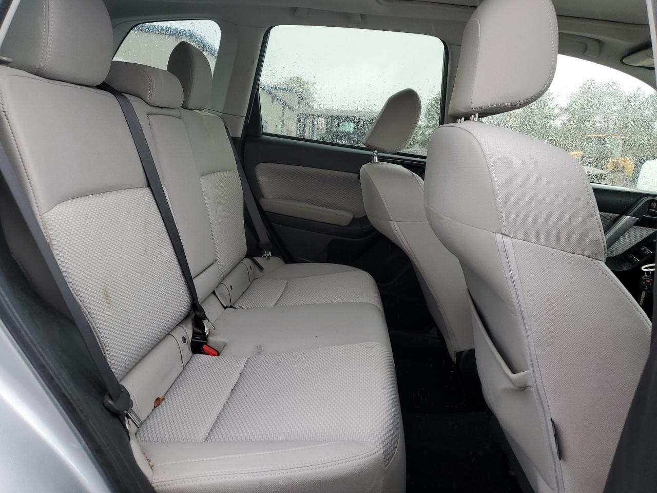 2017 SUBARU FORESTER