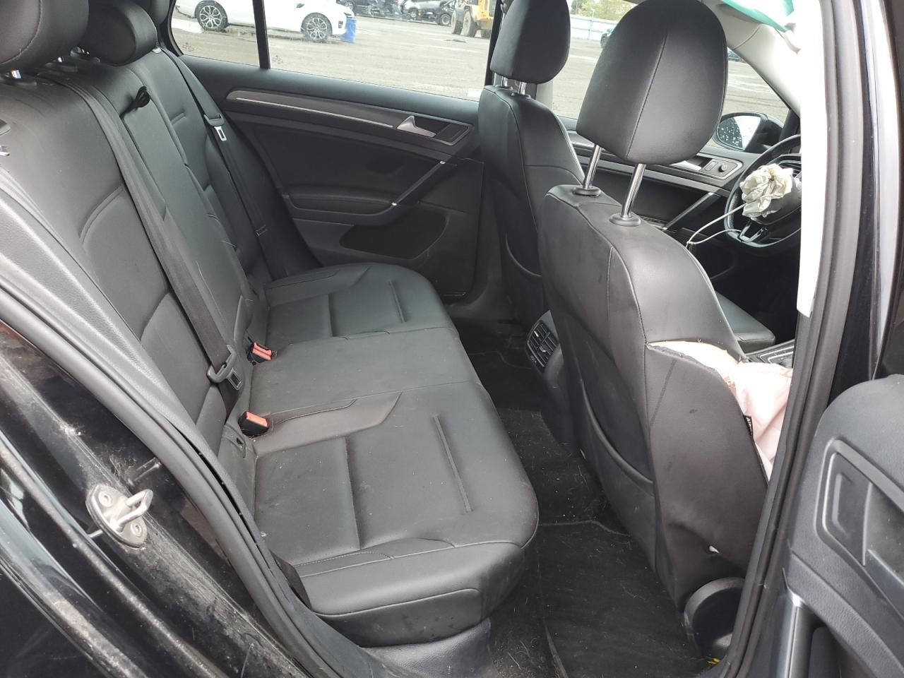 2019 VOLKSWAGEN e-Golf