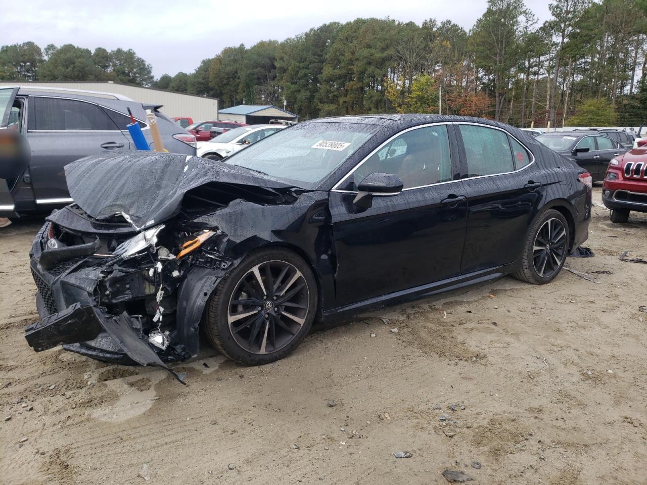 2018 TOYOTA CAMRY