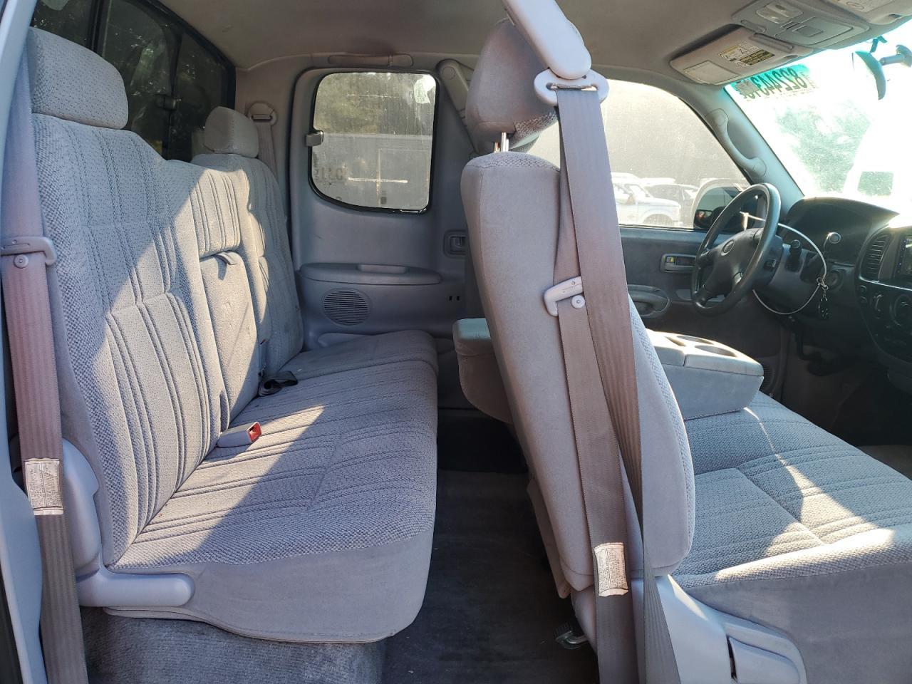 2002 TOYOTA TUNDRA